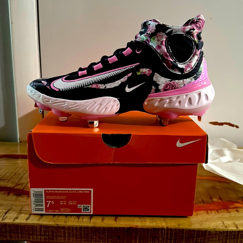 Alpha Huarache Elite 4 Mid Premium 'Floral’ men’s 7.5 BNIB